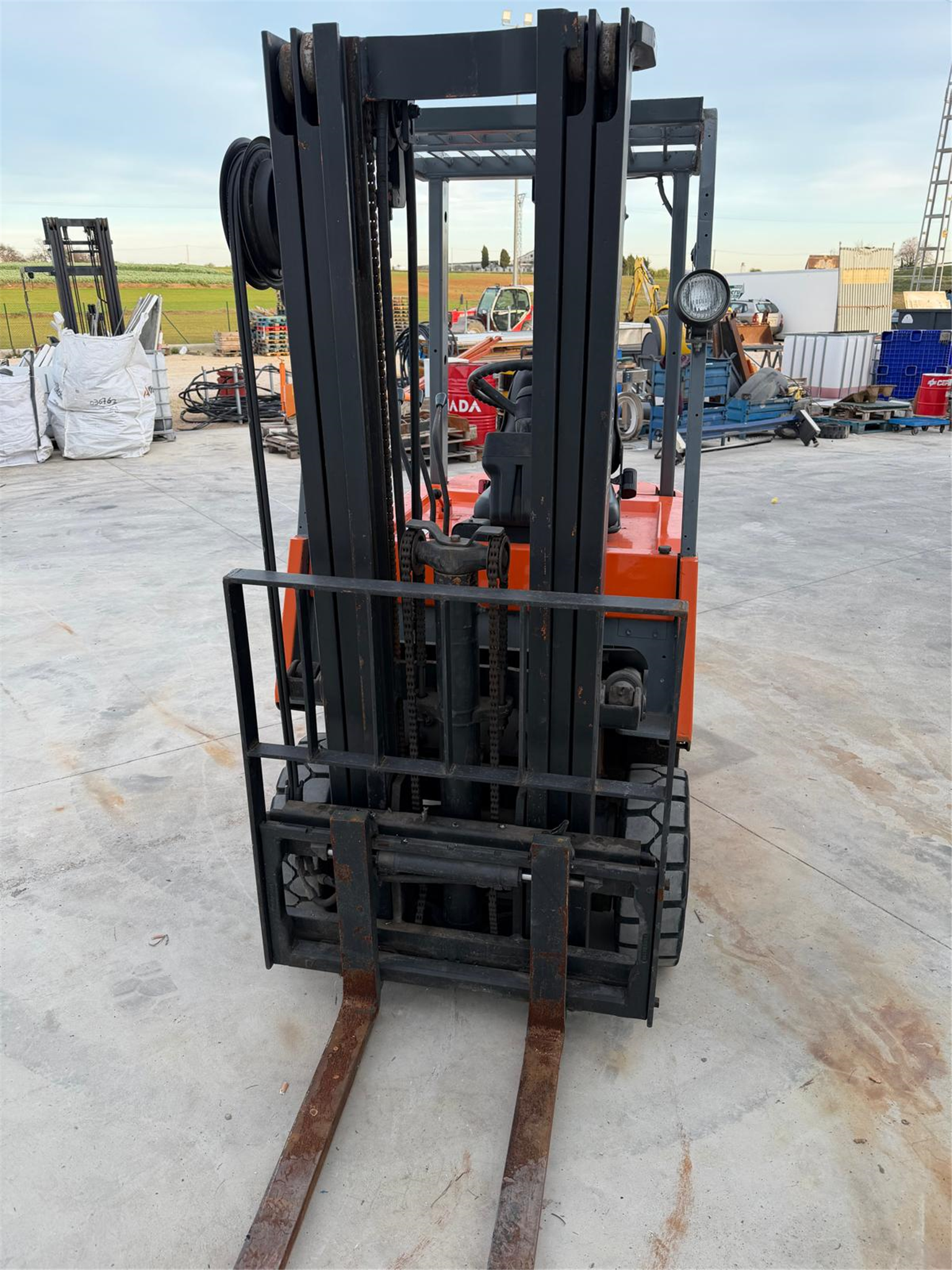 CARRETILLA ELEVADORA